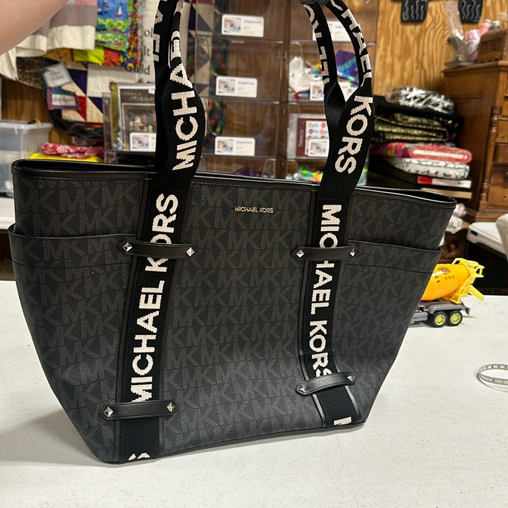 Michael Kors shoulder bag new